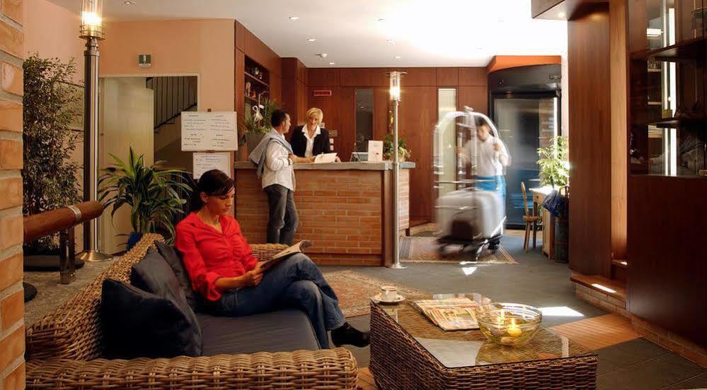 Hotel Krone - Eat, Drink, Stay Μπρεσανόνε Εξωτερικό φωτογραφία